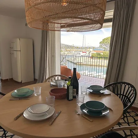 La Grand Appt Vue Grimaud