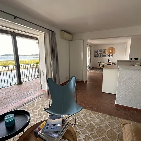 La Grand Appt Vue Grimaud